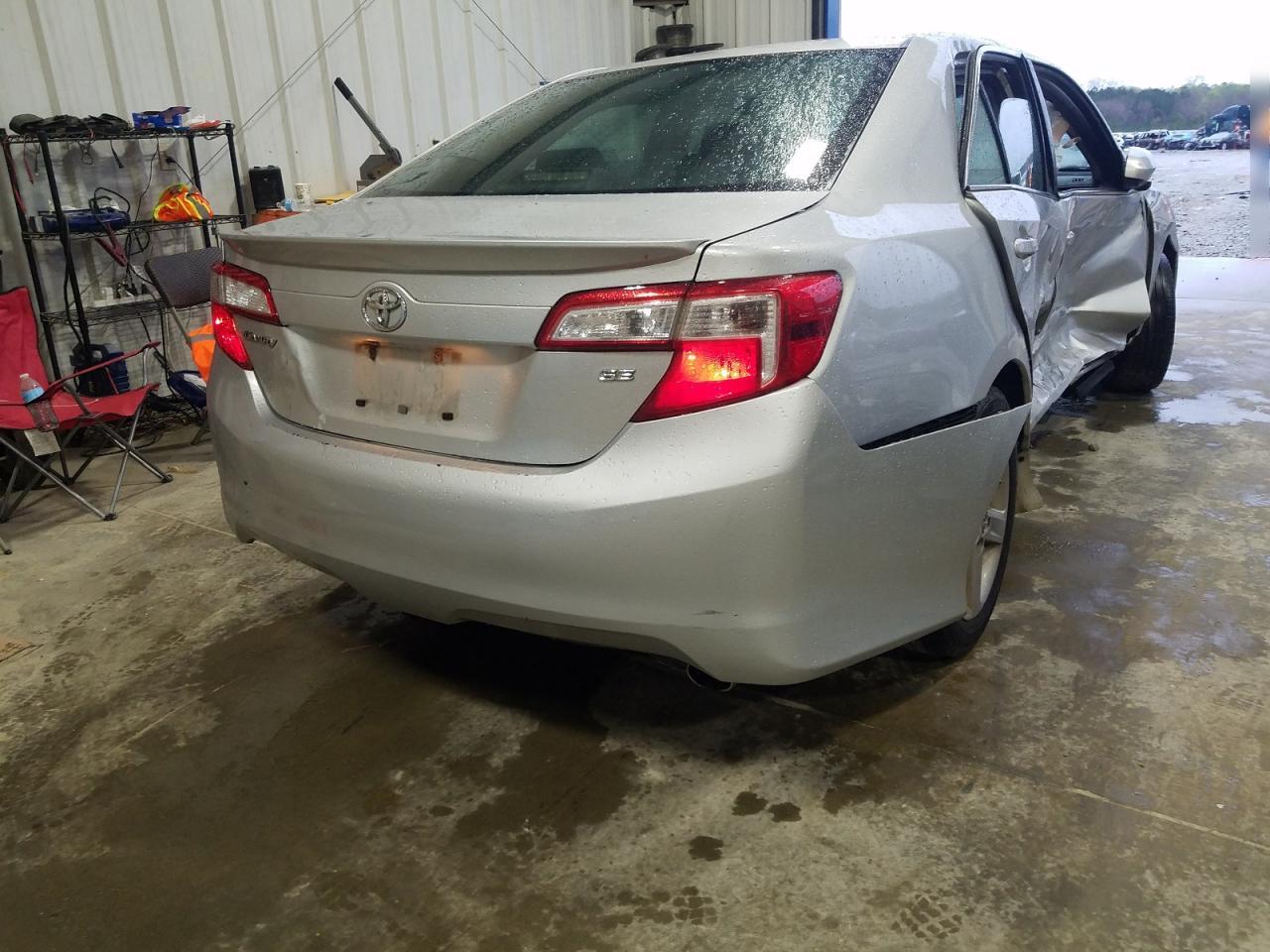 Photo 4 from auction – 2012 TOYOTA CAMRY BASE with VIN 4T1BF1FK6CU073971