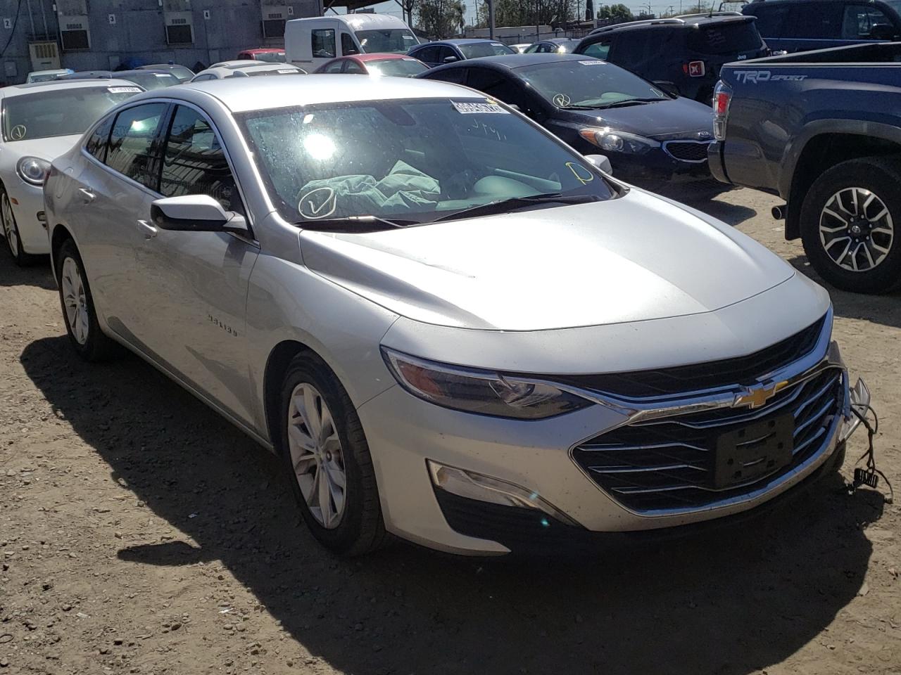 CHEVROLET MALIBU LT 2020 with VIN 1G1ZD5ST6LF093472 - Photo from auction
