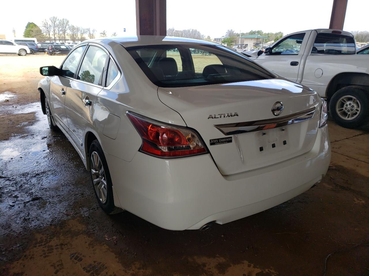 Photo 3 from auction – 2015 NISSAN ALTIMA 2.5 with VIN 1N4AL3AP4FC483885