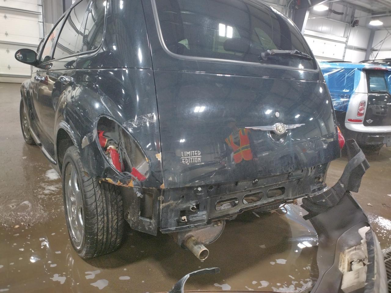 صورة رقم 9 من المزاد - 2002 CHRYSLER PT CRUISER مع VIN 3C8FY68B42T219205