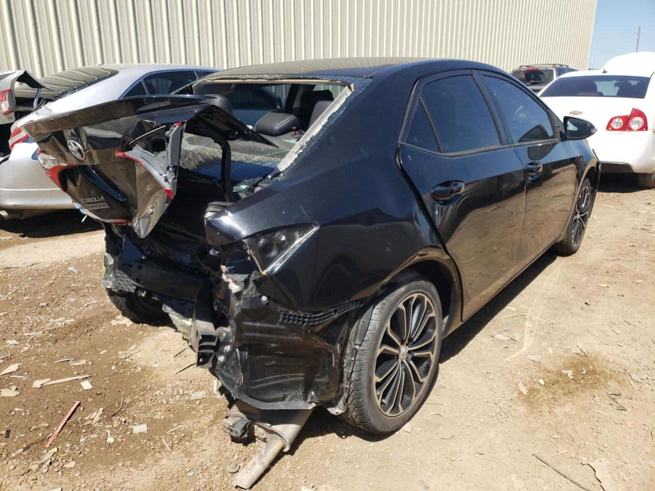 Photo 4 from auction – 2015 TOYOTA COROLLA L with VIN 5YFBURHE5FP206995