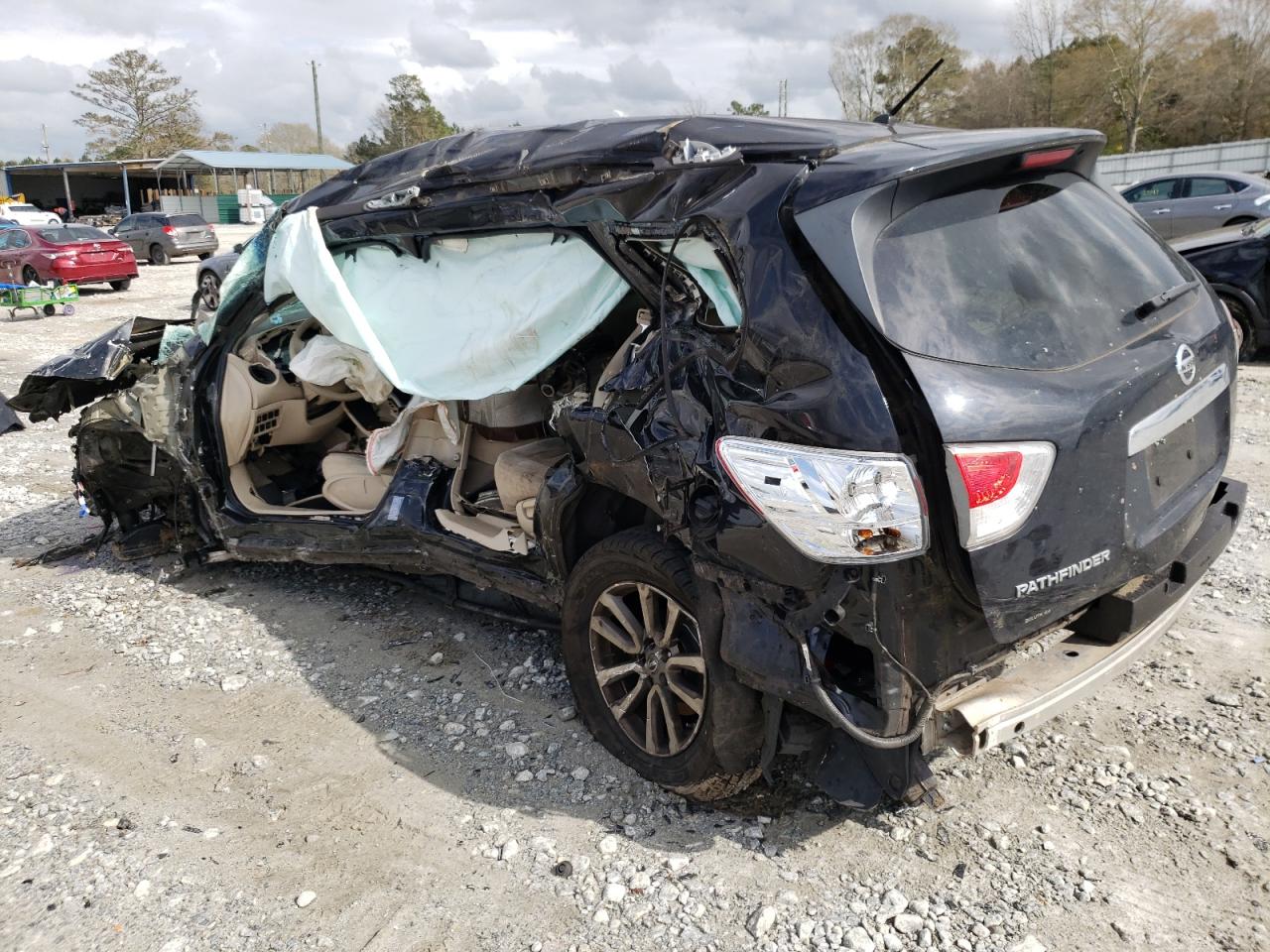 Photo 3 from auction – 2015 NISSAN PATHFINDER with VIN 5N1AR2MN1FC716520