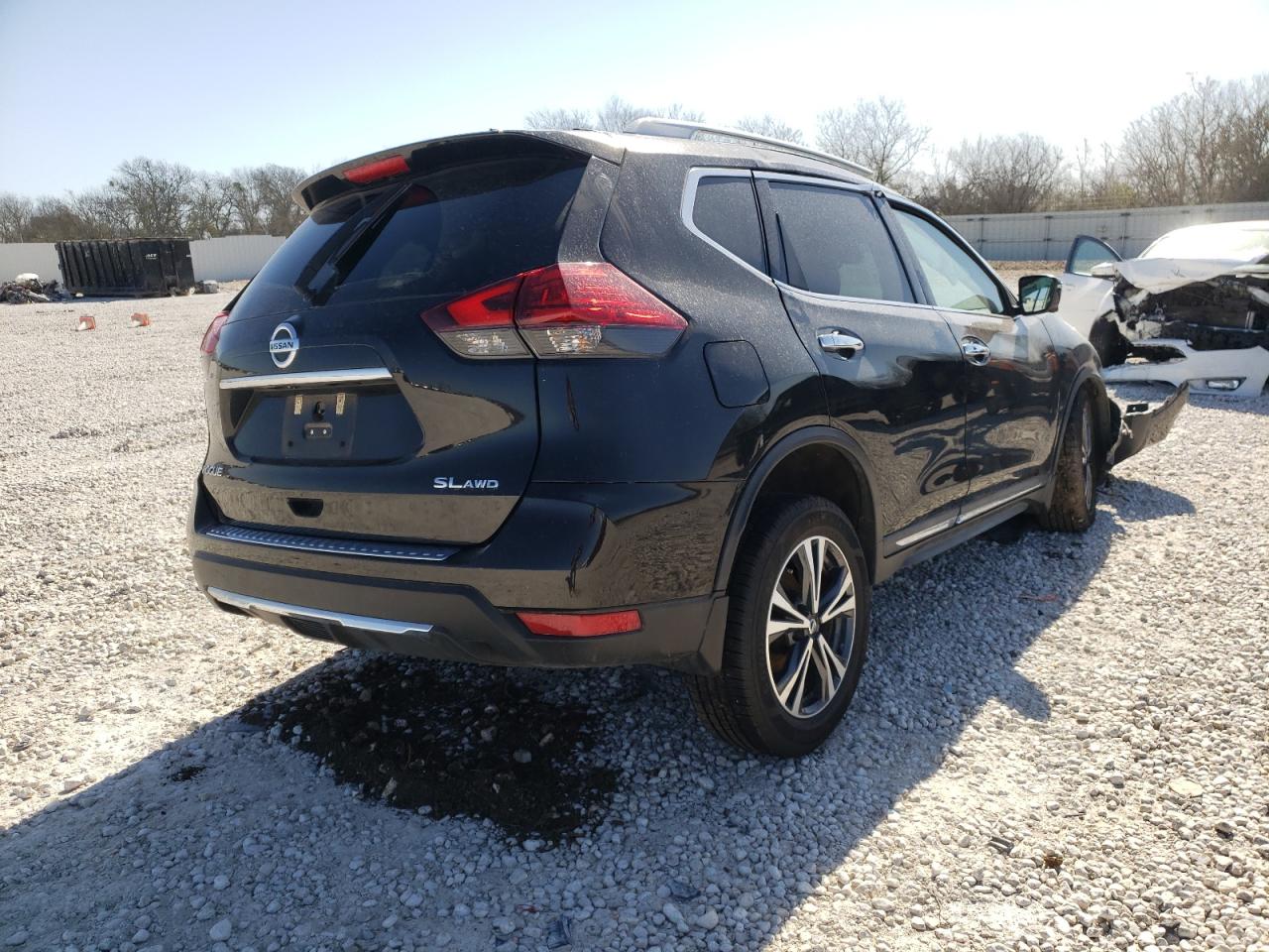 Photo 4 from auction – 2017 NISSAN ROGUE SV with VIN 5N1AT2MV2HC862736