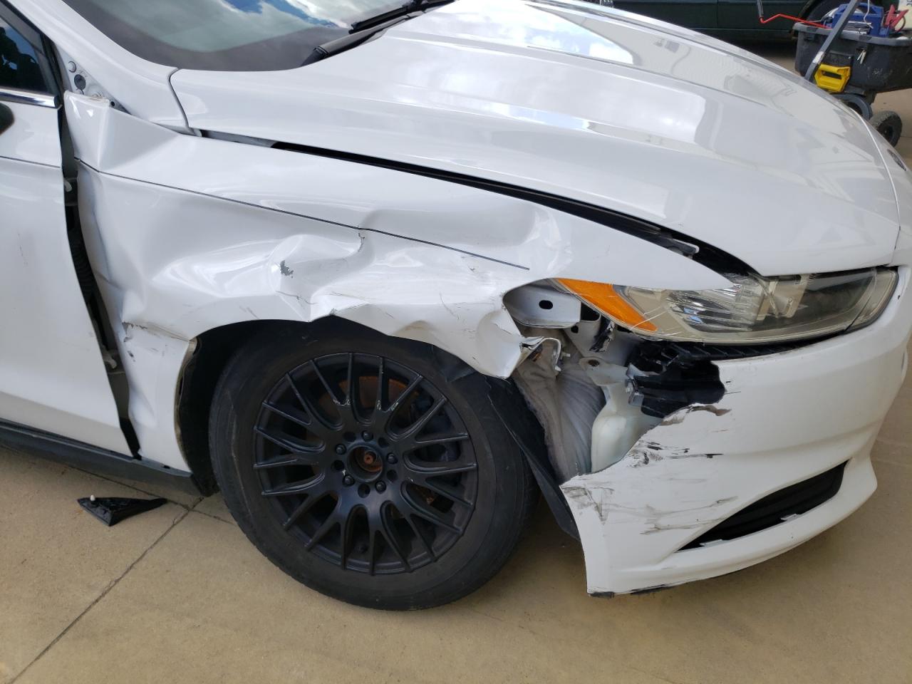 Photo 9 from auction – 2016 FORD FUSION S with VIN 3FA6P0G7XGR171363