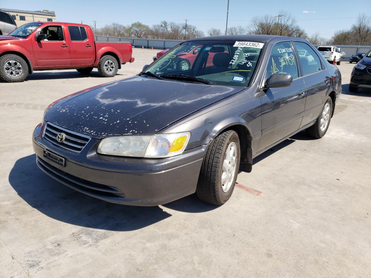 Photo 2 from auction – 2000 TOYOTA CAMRY CE with VIN JT2BG22K2Y0455502