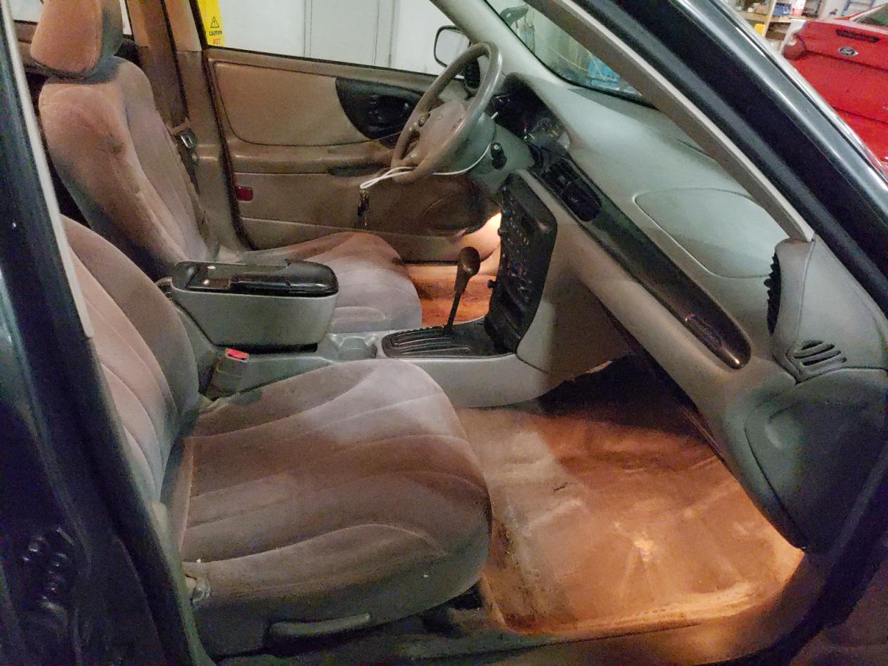 Photo 5 from auction – 2003 CHEVROLET MALIBU with VIN 1G1ND52J33M701537