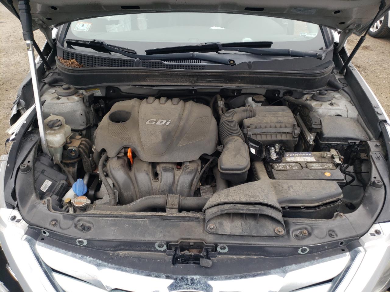 Photo 7 from auction – 2011 HYUNDAI SONATA SE with VIN 5NPEC4AC9BH294310