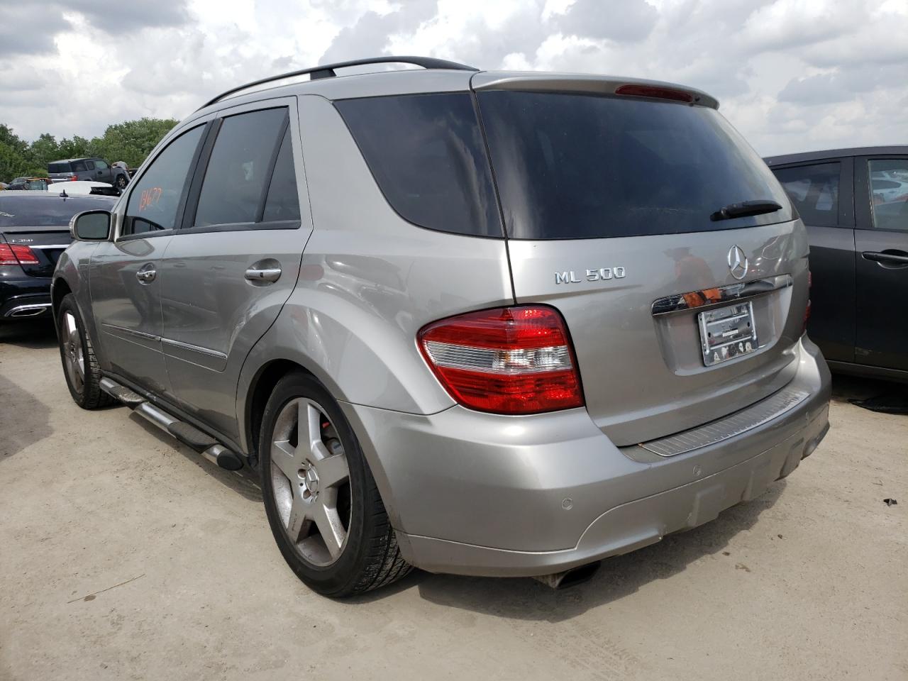 Photo 3 from auction – 2006 MERCEDES-BENZ ML 500 with VIN 4JGBB75E36A034884