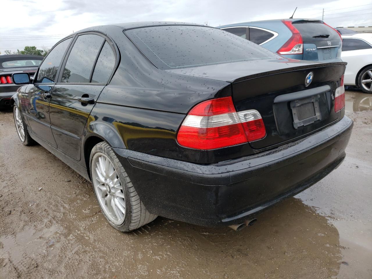 Photo 3 from auction – 2003 BMW 325 I with VIN WBAEV33413KL60150
