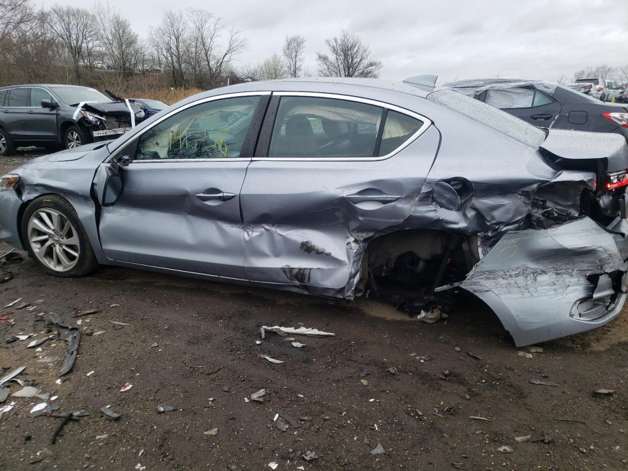 Photo 9 from auction – 2016 ACURA ILX BASE W with VIN 19UDE2F32GA016545