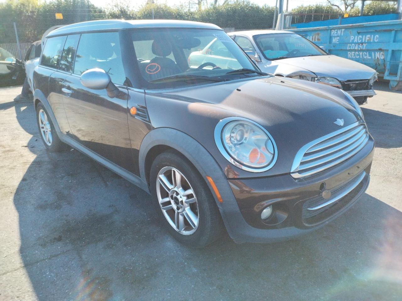 Photo 9 from auction – 2011 MINI COOPER CLU with VIN WMWZF3C5XBT187745