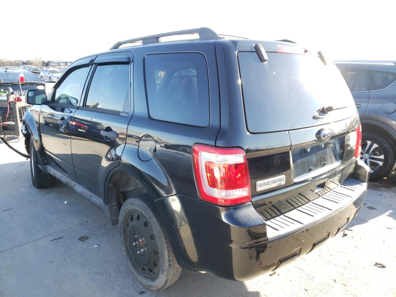 Photo 3 from auction – 2011 FORD ESCAPE XLT with VIN 1FMCU0D72BKC50884