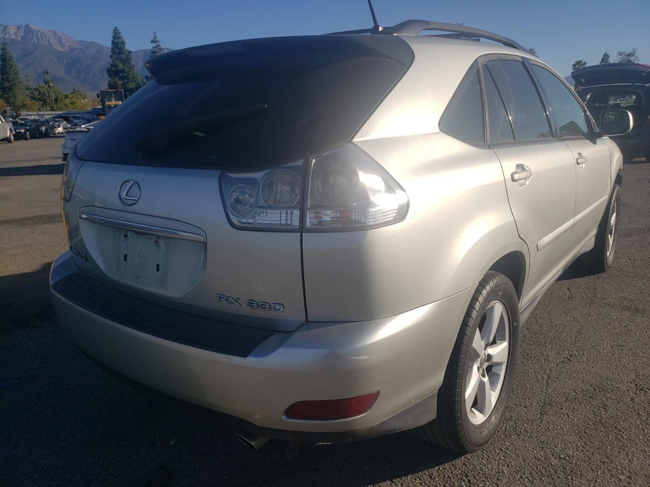 Foto 4 de la subasta – 2006 LEXUS RX 330 con VIN 2T2GA31U06C043312