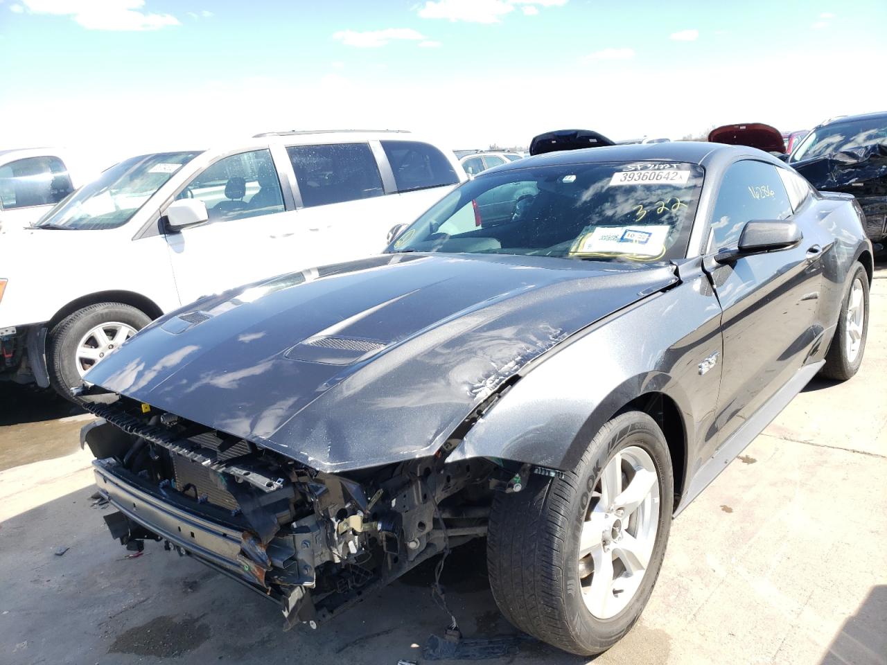 Photo 2 from auction – 2019 FORD MUSTANG with VIN 1FA6P8TH0K5201513