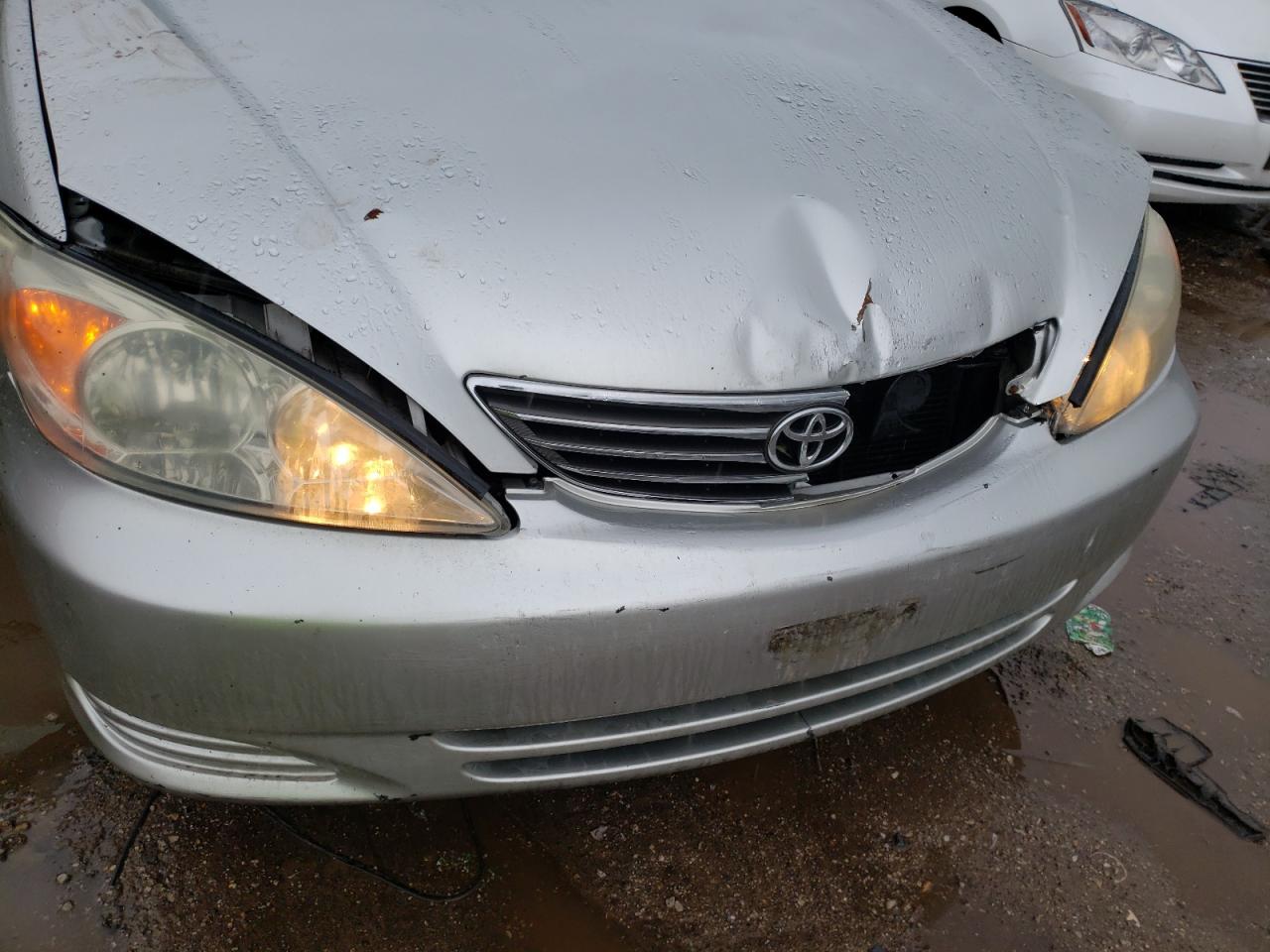 Photo 9 from auction – 2004 TOYOTA CAMRY LE with VIN 4T1BE32K54U931940
