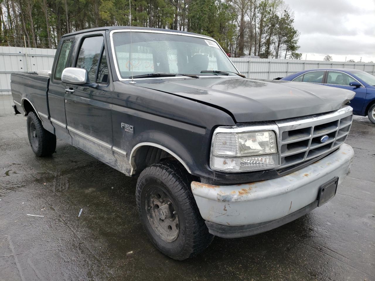 FORD F150 1995 with VIN 1FTEX15H5SKB04223 - Photo from auction
