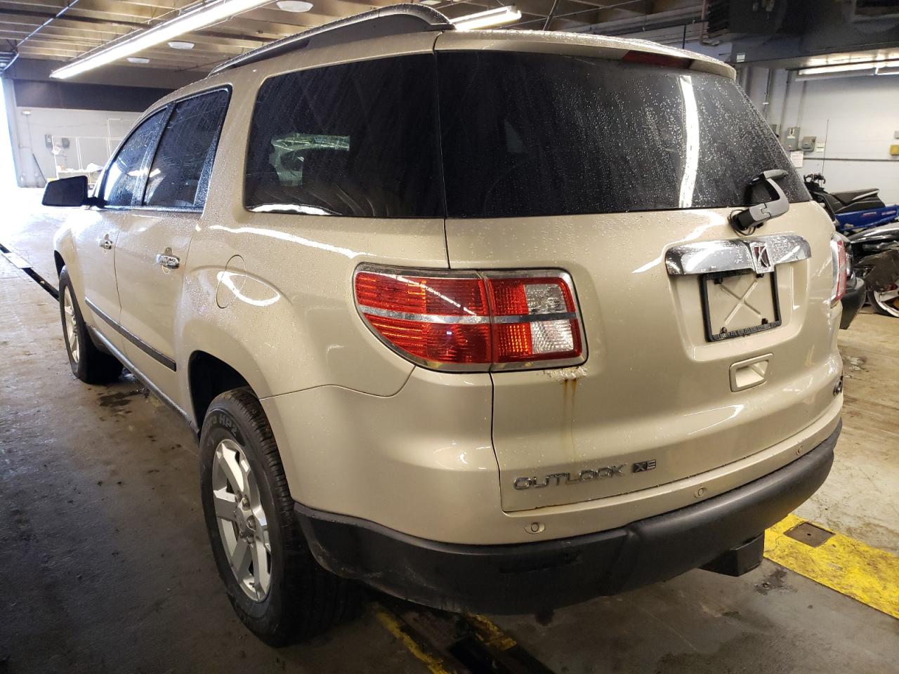 Photo 3 from auction – 2008 SATURN OUTLOOK XE with VIN 5GZER13758J207658