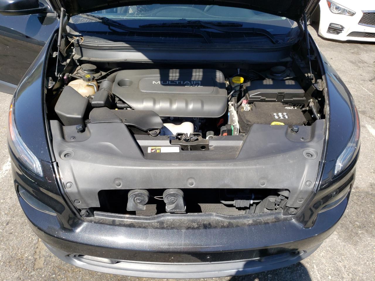 Photo 7 from auction – 2015 JEEP CHEROKEE S with VIN 1C4PJLAB7FW793333