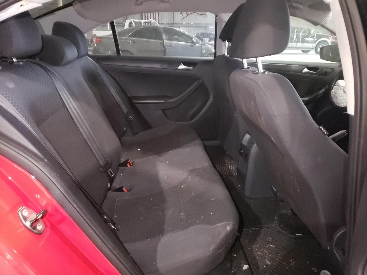 Photo 6 from auction – 2014 VOLKSWAGEN JETTA BASE with VIN 3VW2K7AJ7EM318976