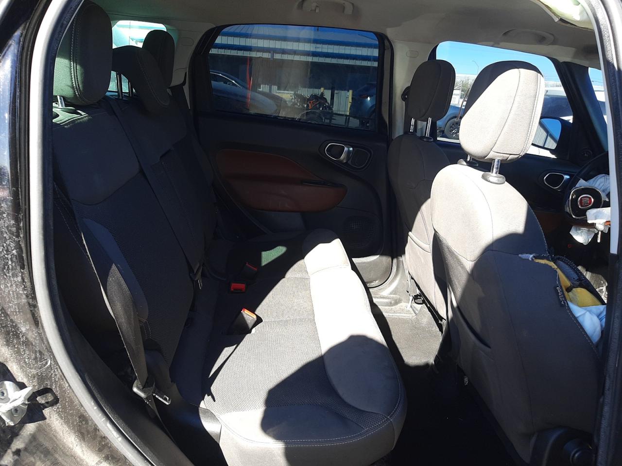 Photo 6 from auction – 2014 FIAT 500L TREKK with VIN ZFBCFADH9EZ007391