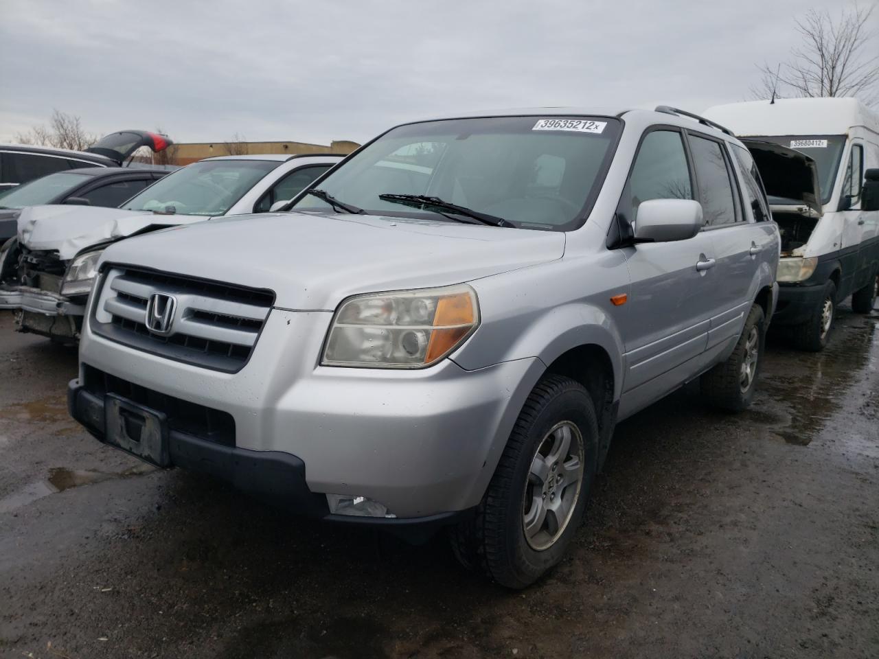 Photo 2 from auction – 2006 HONDA PILOT EX with VIN 2HKYF18506H003435