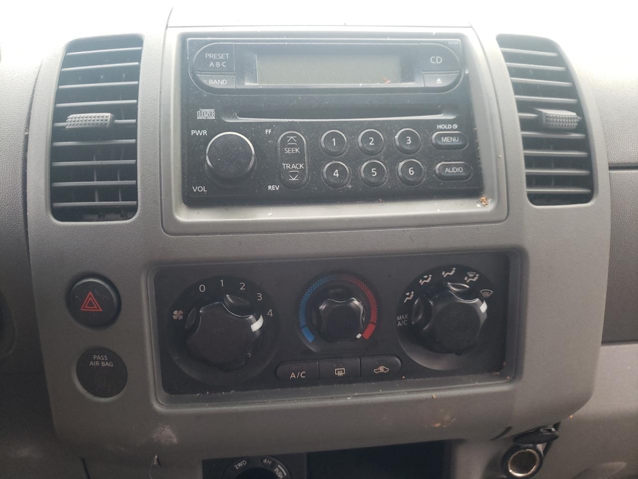 Photo 9 from auction – 2006 NISSAN FRONTIER C with VIN 1N6AD07W36C430452