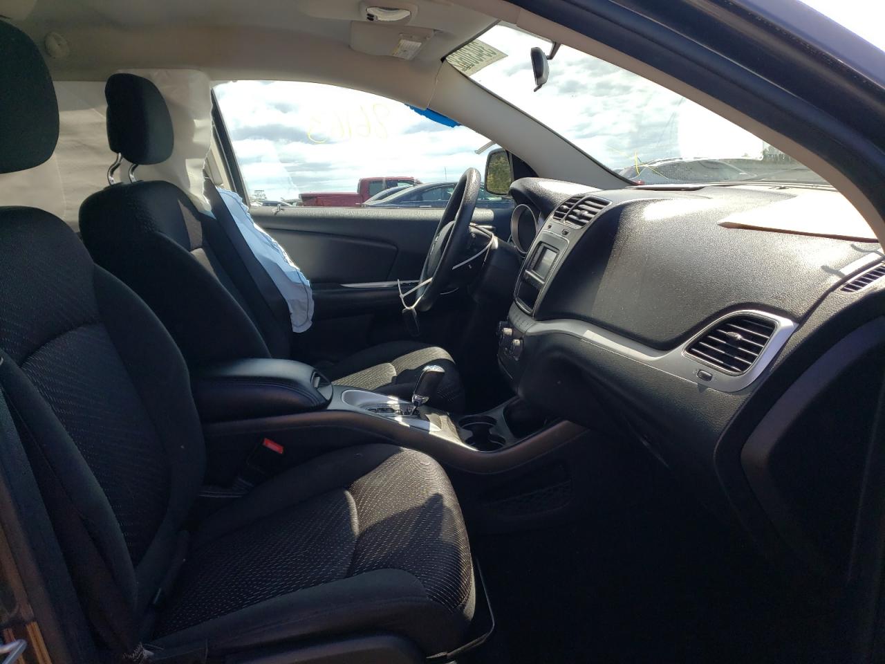 Photo 5 from auction – 2017 DODGE JOURNEY SX with VIN 3C4PDCBG9HT510179