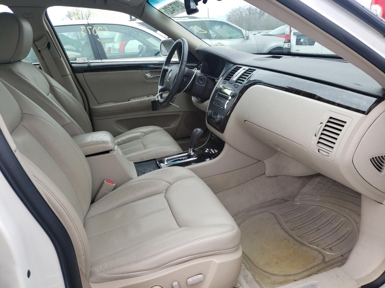 Photo 5 from auction – 2009 CADILLAC DTS with VIN 1G6KD57Y39U122883