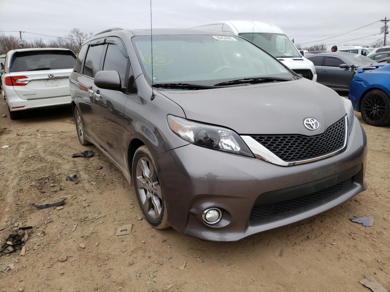 Photo 1 from auction – 2014 TOYOTA SIENNA SPO with VIN 5TDXK3DC2ES499922