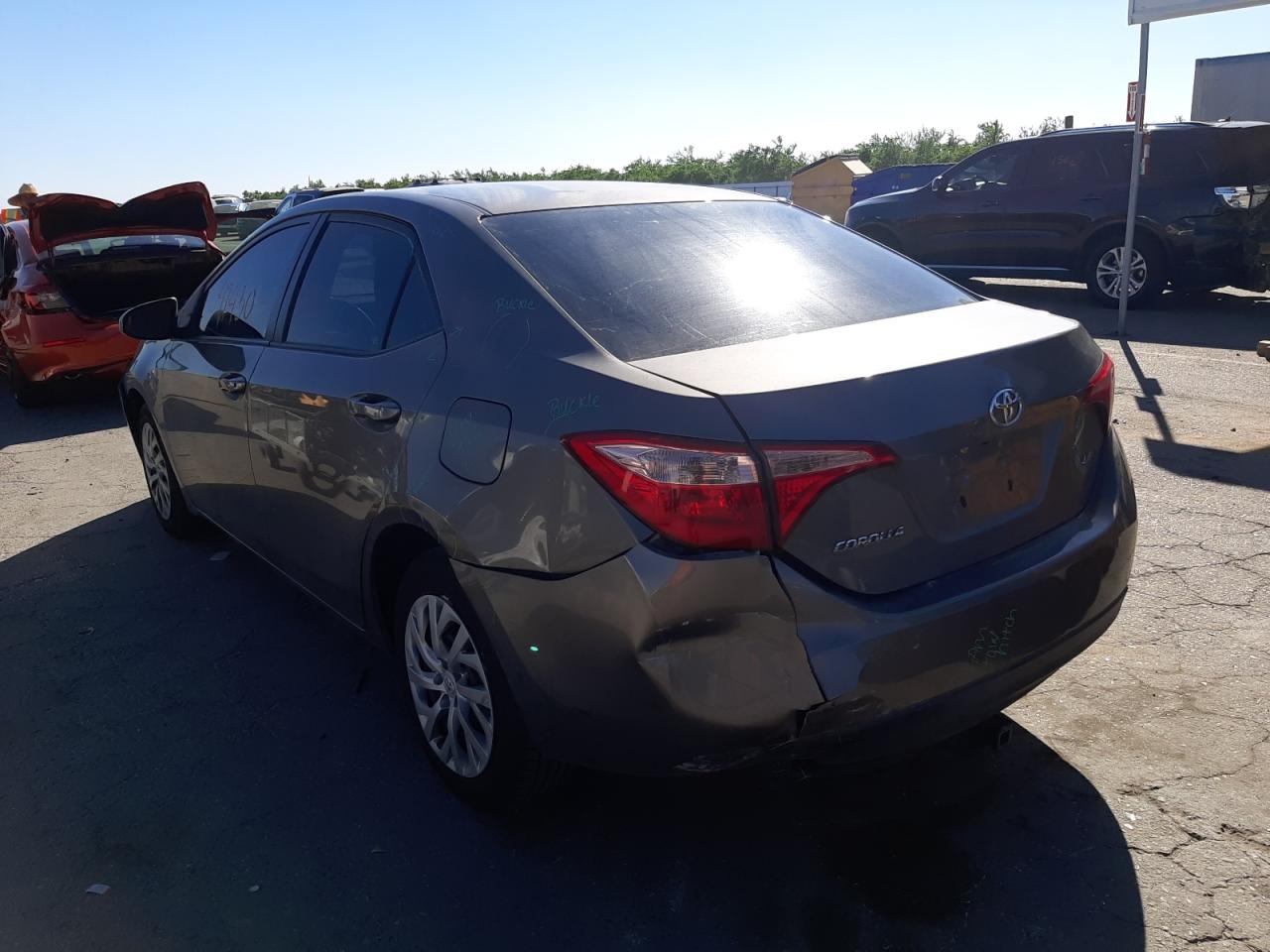 Photo 3 from auction – 2017 TOYOTA COROLLA L with VIN 2T1BURHE5HC938322