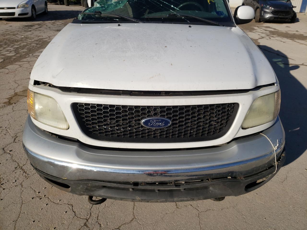 Photo 7 from auction – 2002 FORD F150 with VIN 1FTRX18L82NA02396