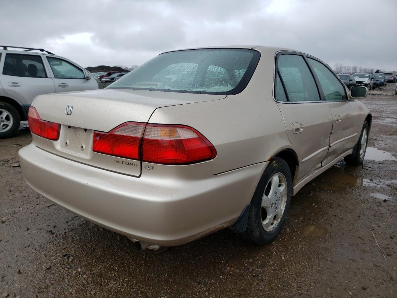 Photo 4 from auction – 2000 HONDA ACCORD EX with VIN 1HGCG5657YA116540