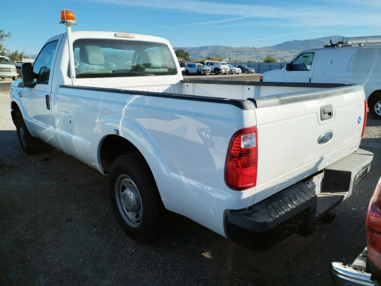 Photo 3 from auction – 2013 FORD F250 SUPER with VIN 1FTBF2A67DEB82049