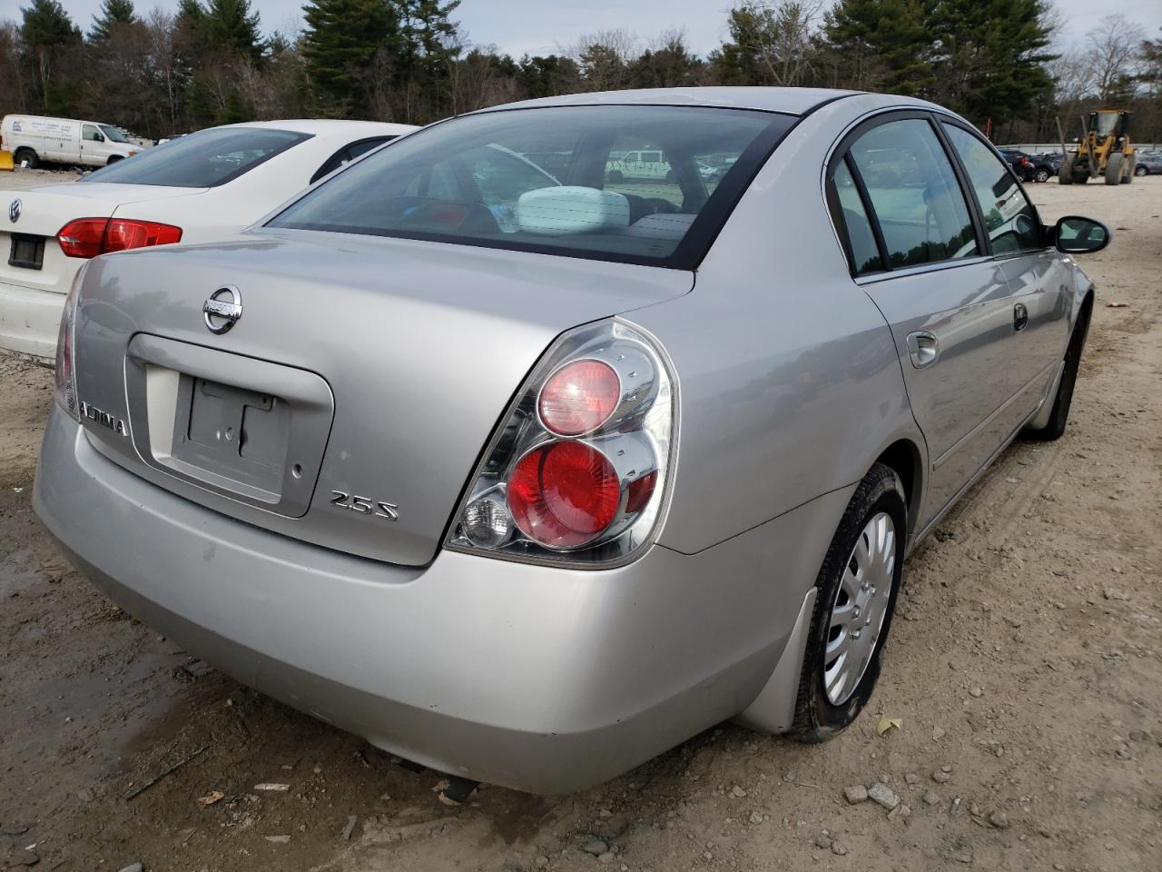 Photo 4 from auction – 2002 NISSAN ALTIMA BAS with VIN 1N4AL11D92C221798