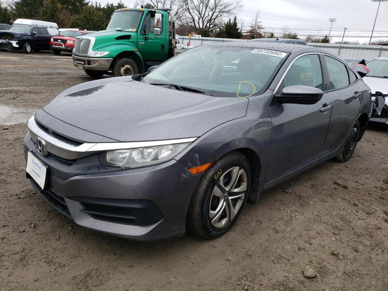 Photo 2 from auction – 2016 HONDA CIVIC LX with VIN 2HGFC2F58GH516873
