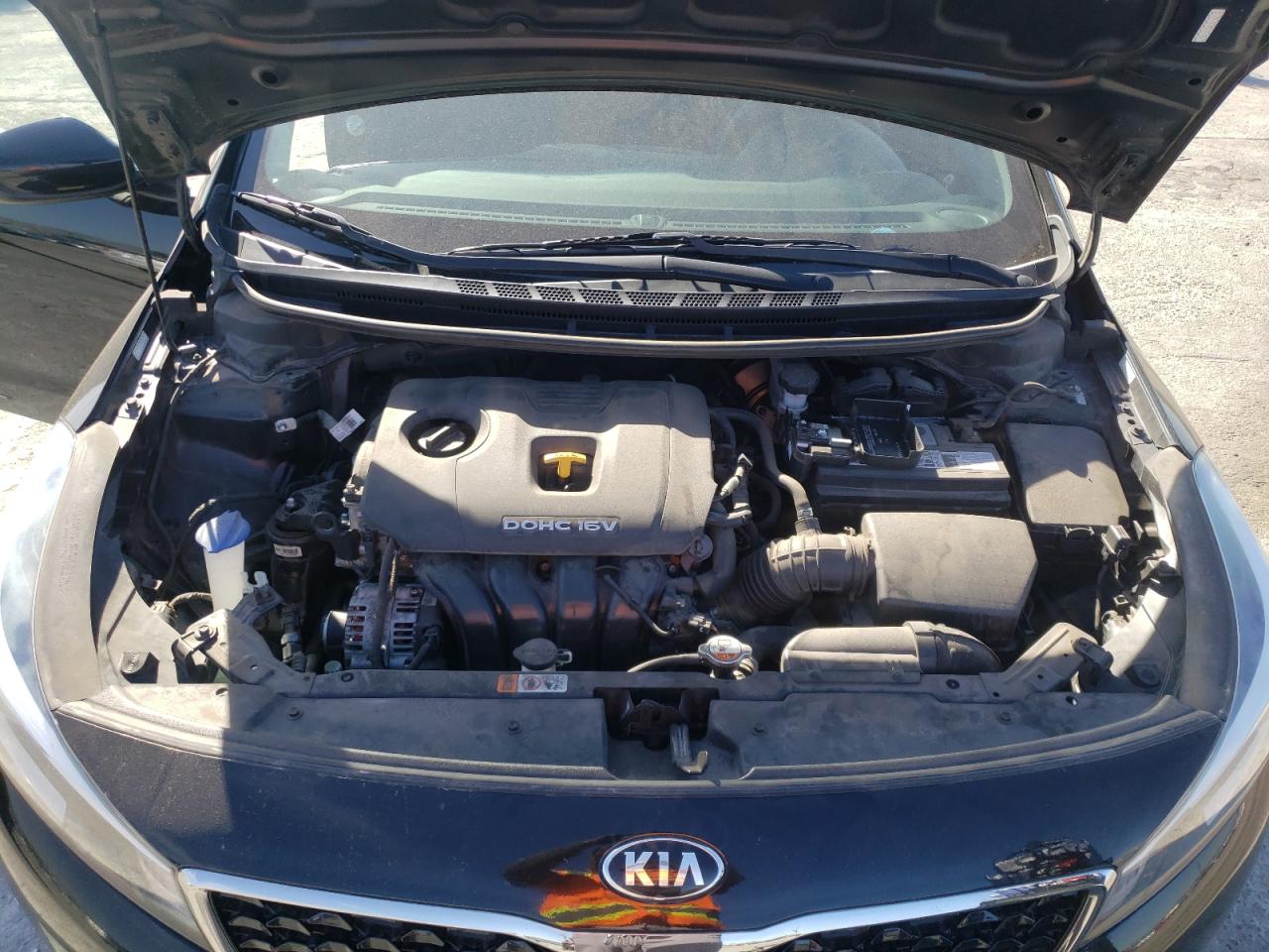 Photo 7 from auction – 2017 KIA FORTE LX with VIN 3KPFK4A78HE065284