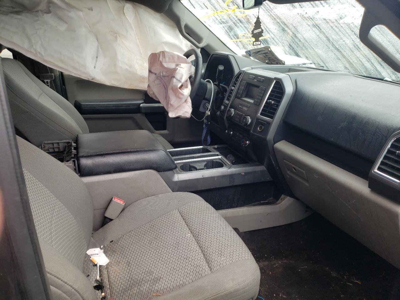 Photo 5 from auction – 2016 FORD F150 SUPER with VIN 1FTEW1EP6GFC95788