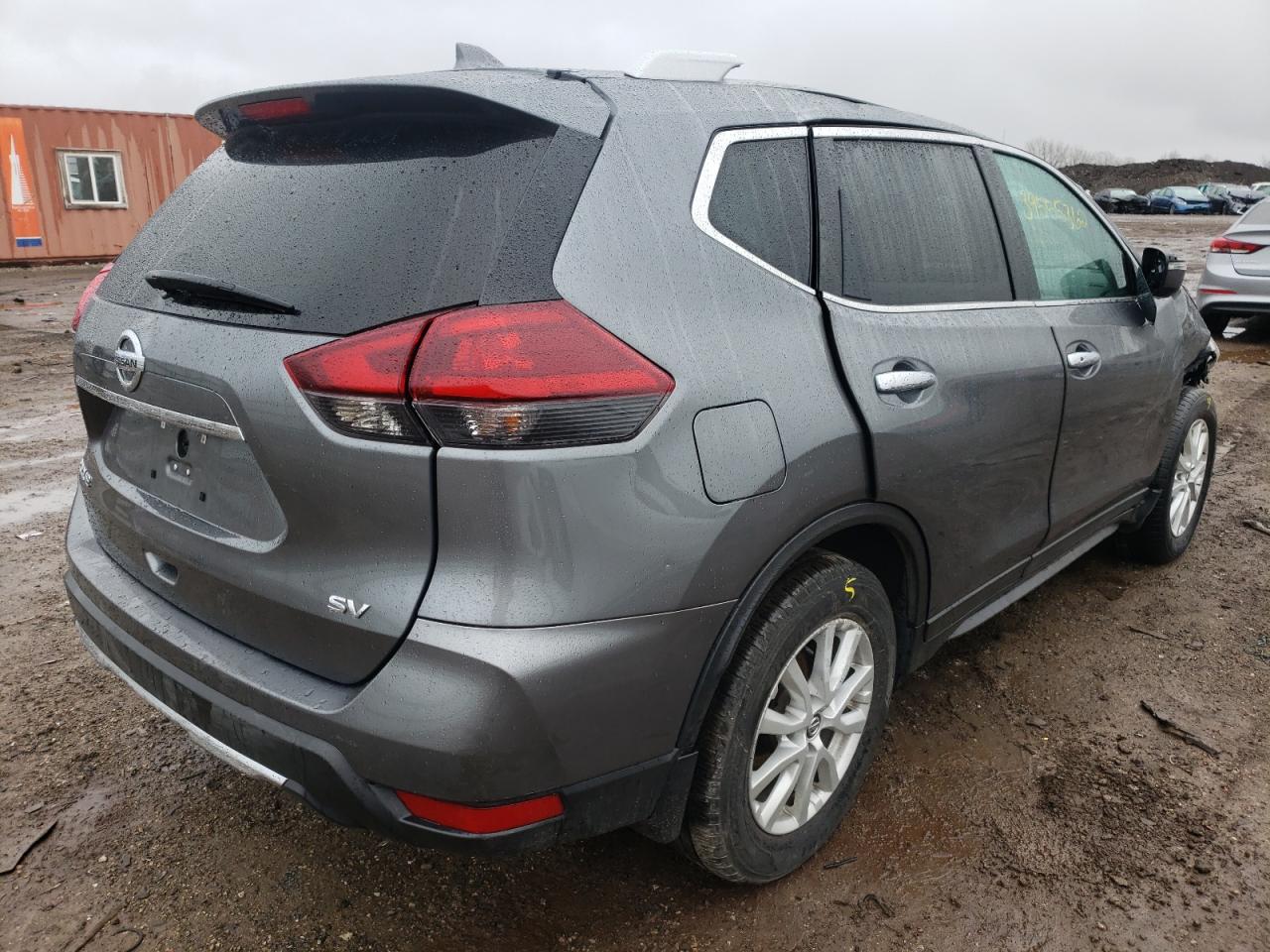 Photo 4 from auction – 2018 NISSAN ROGUE S with VIN 5N1AT2MT1JC764575
