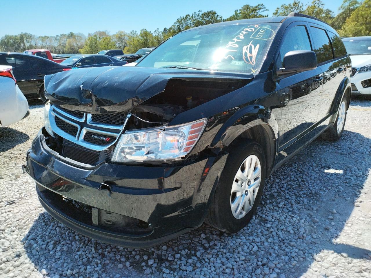 Photo 2 from auction – 2016 DODGE JOURNEY SE with VIN 3C4PDCAB5GT162742