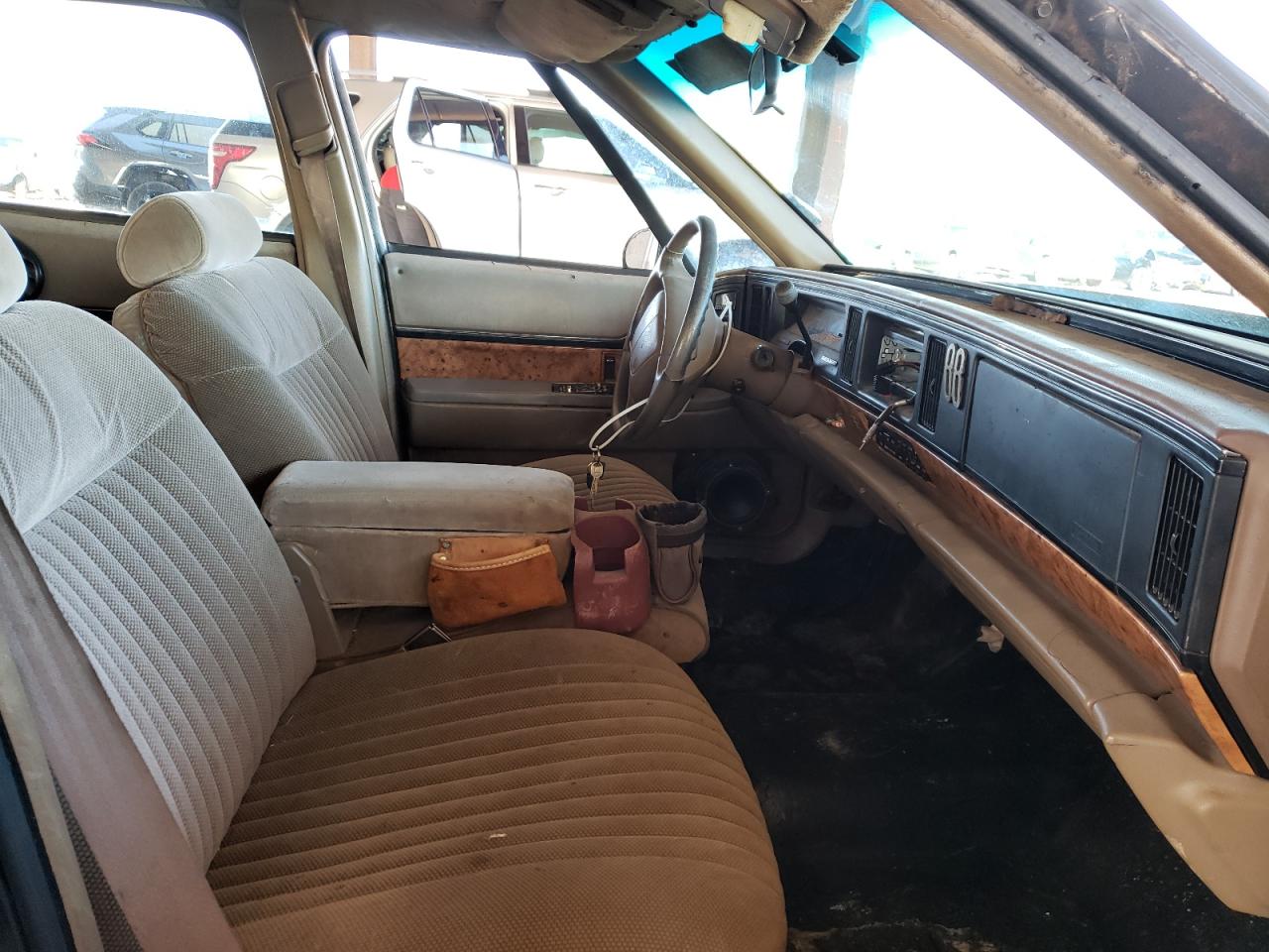 Photo 5 from auction – 1994 BUICK LESABRE CU with VIN 1G4HP52L0RH450986
