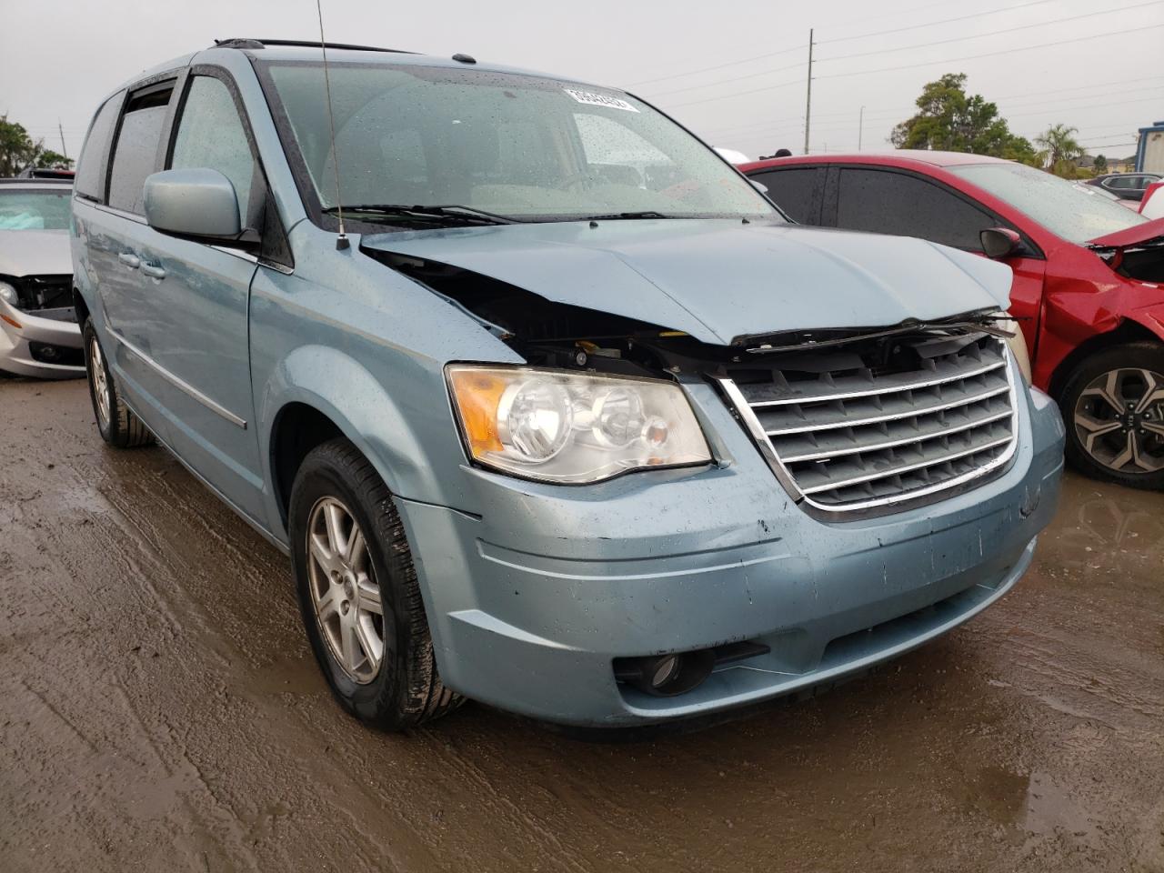 CHRYSLER TOWN & COU 2010 with VIN 2A4RR5D12AR150299 - Photo from auction