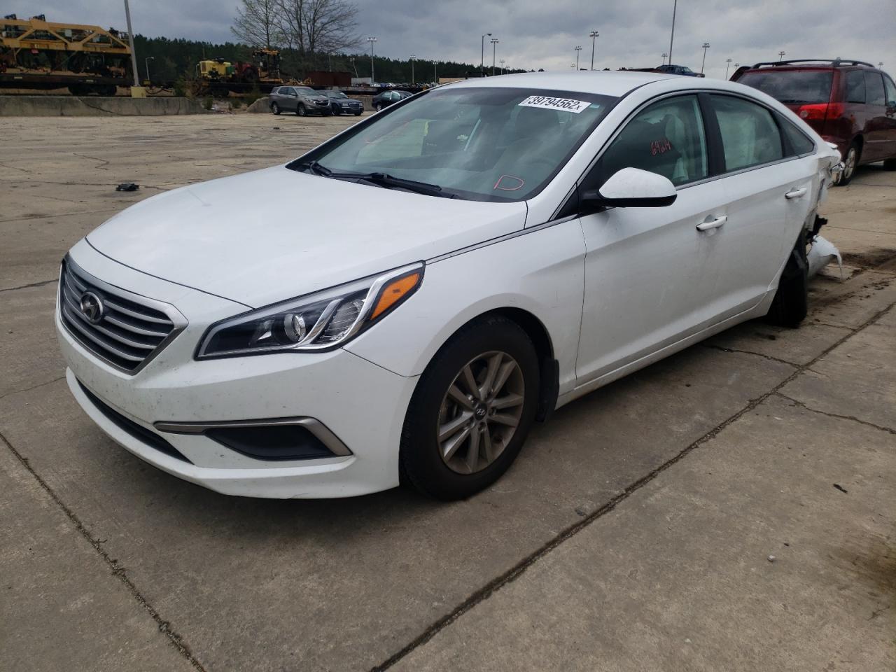 Photo 2 from auction – 2016 HYUNDAI SONATA SE with VIN 5NPE24AF1GH287307