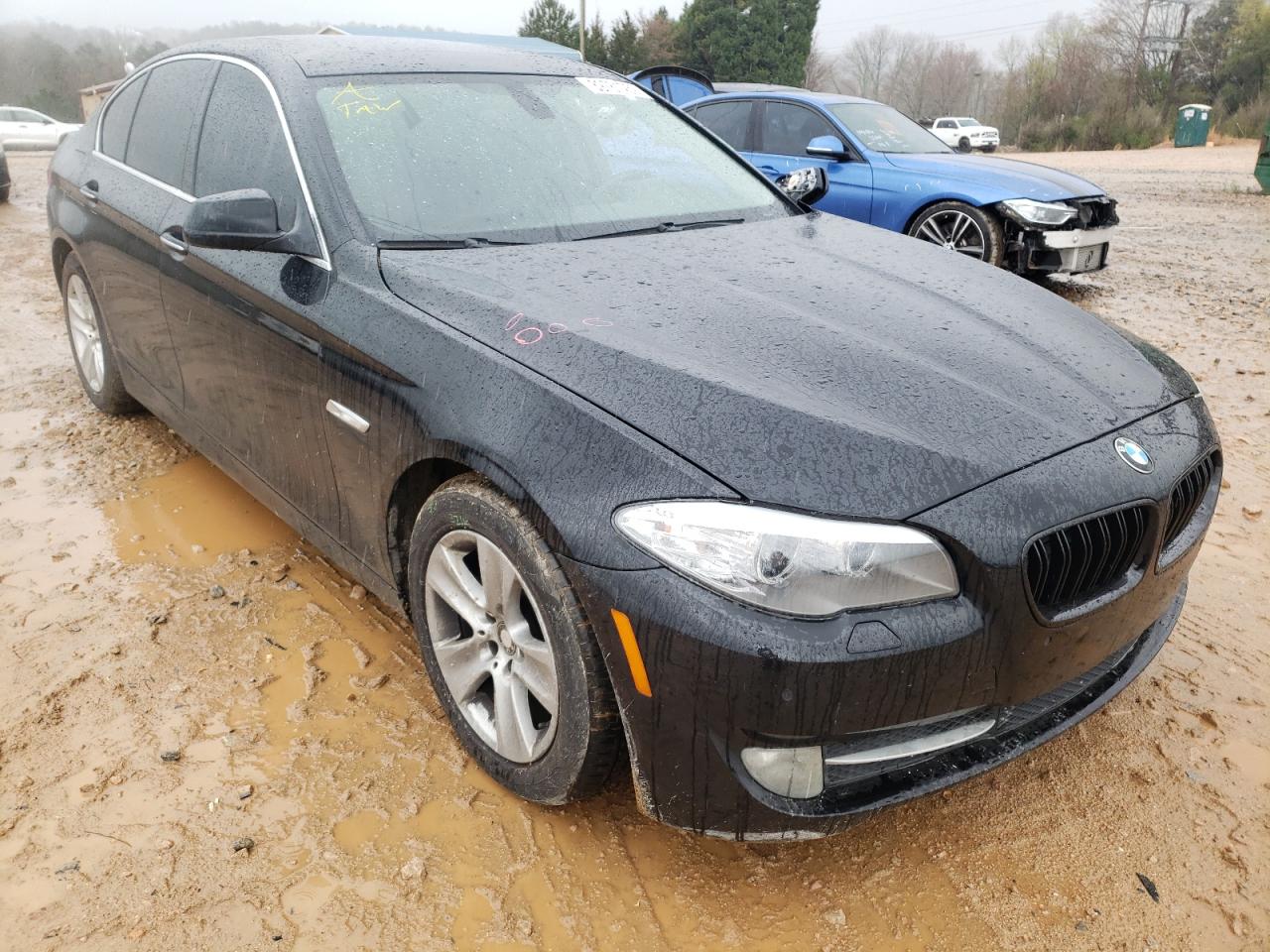 BMW 528 I 2011 with VIN WBAFR1C54BC737679 - Photo from auction