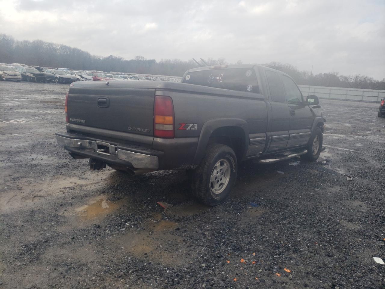 Photo 4 from auction – 2001 CHEVROLET SILVERADO with VIN 1GCEK19T71E156852