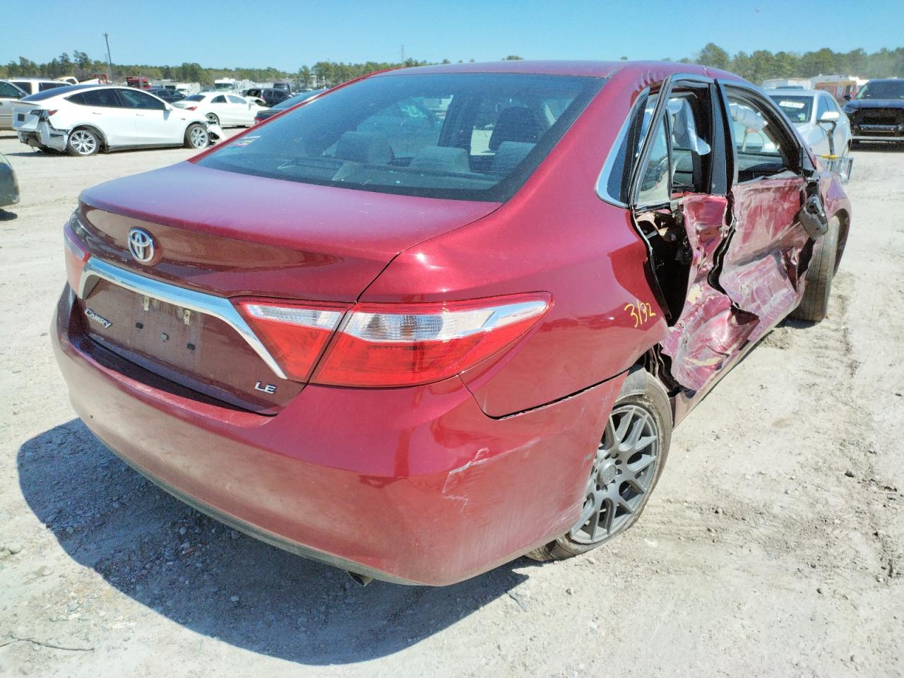 Photo 4 from auction – 2017 TOYOTA CAMRY-LE with VIN 4T1BF1FK0HU770334