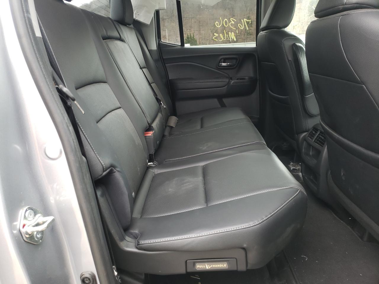 Photo 6 from auction – 2017 HONDA RIDGELINE with VIN 5FPYK3F50HB033960