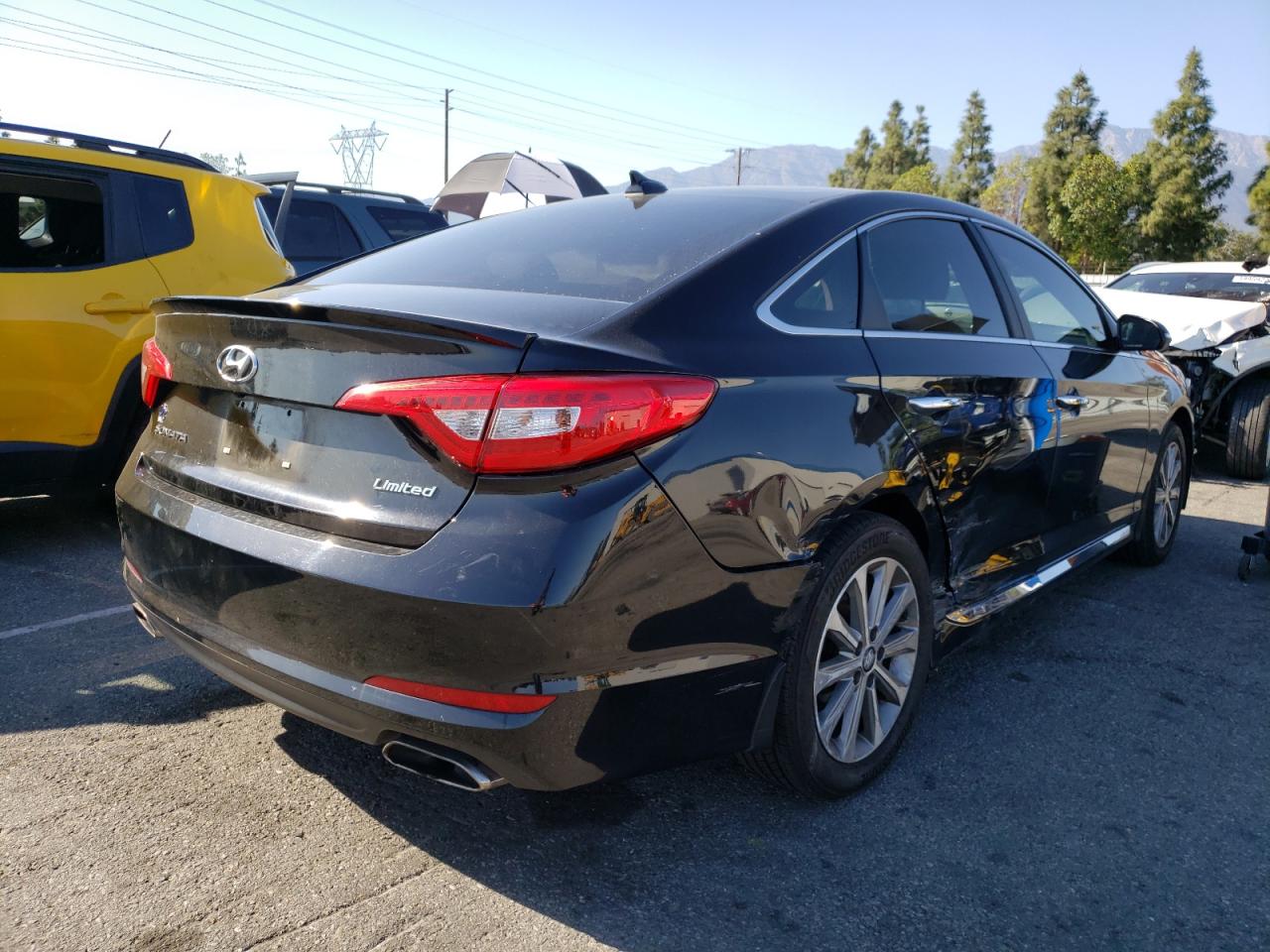 Photo 4 from auction – 2017 HYUNDAI SONATA SPO with VIN 5NPE34AF1HH507155