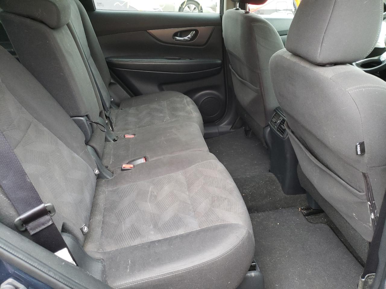 Photo 6 from auction – 2016 NISSAN ROGUE S with VIN KNMAT2MV5GP658542