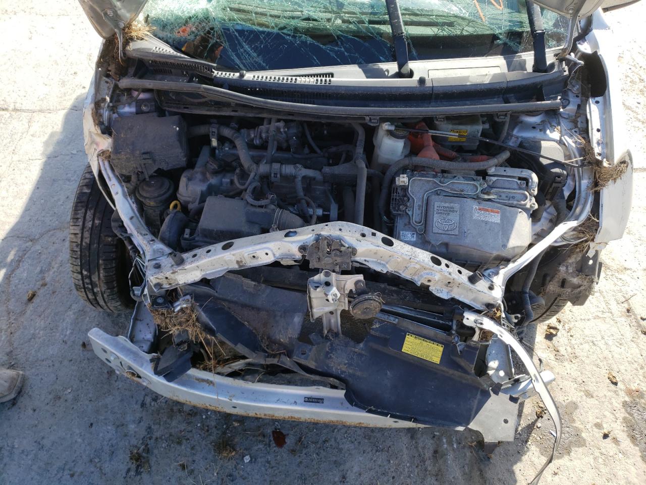 Photo 7 from auction – 2013 TOYOTA PRIUS C with VIN JTDKDTB35D1543625
