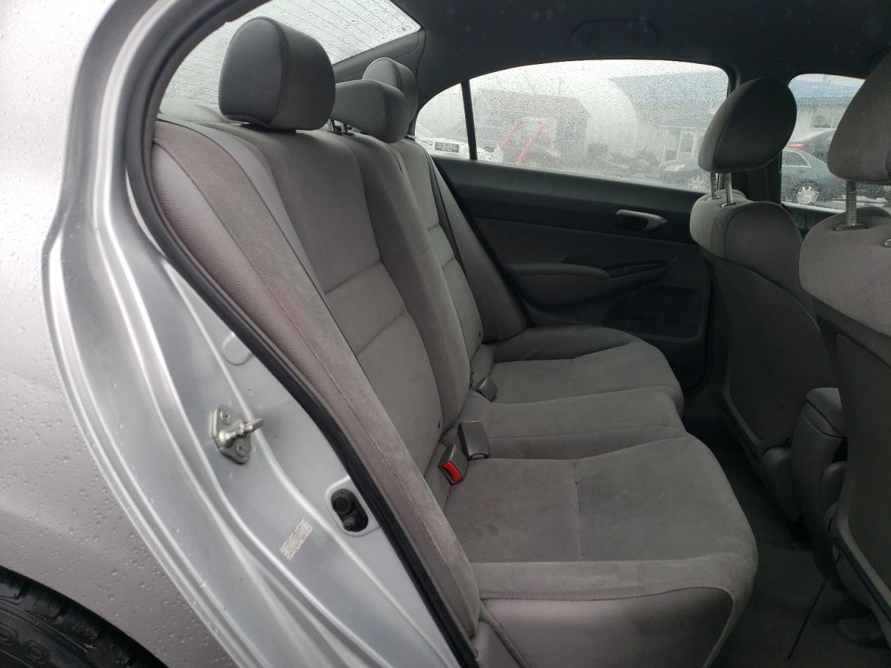 Photo 6 from auction – 2008 HONDA CIVIC LX with VIN 2HGFA16558H337868